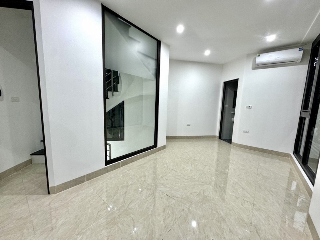 NHÀ 5 TẦNG ĐẸP ĐƯỜNG PHẠM VĂN ĐỒNG, 17 TỶ